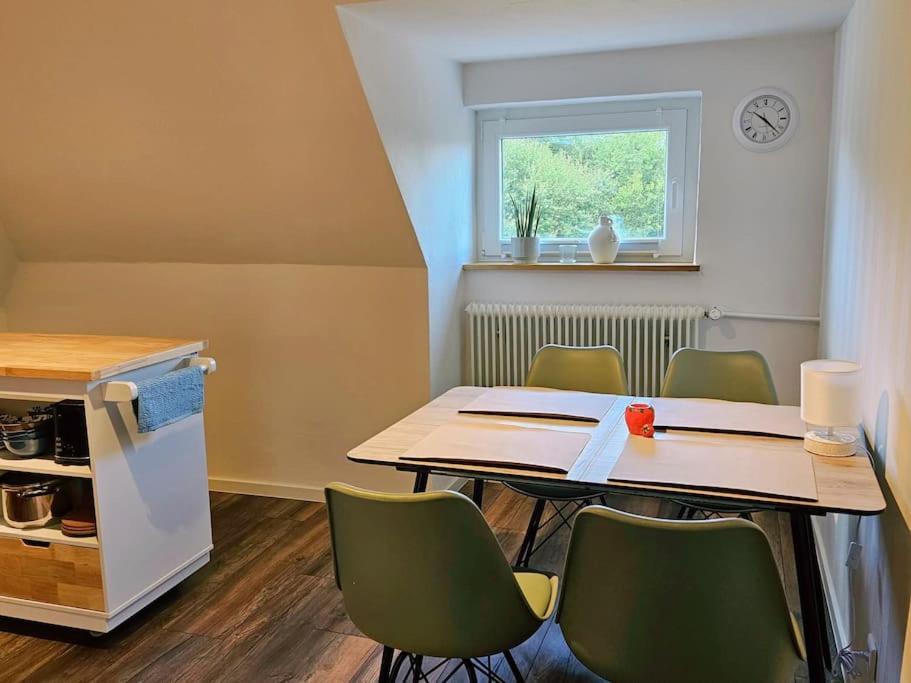 Dachnest Mit Terasse & Sauna Oerlinghausen Luaran gambar